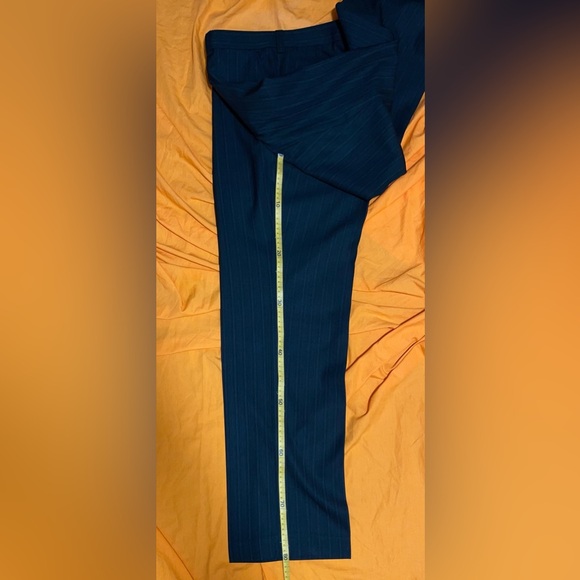Bill Blass Dress Pants - black pinstripe 34 - Picture 5 of 10